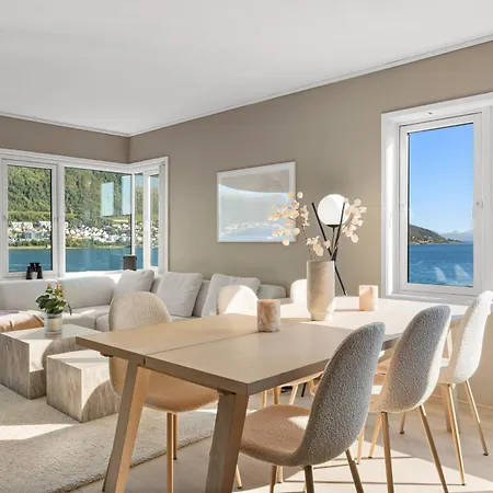Deluxe Penthouse Apartment Tromso